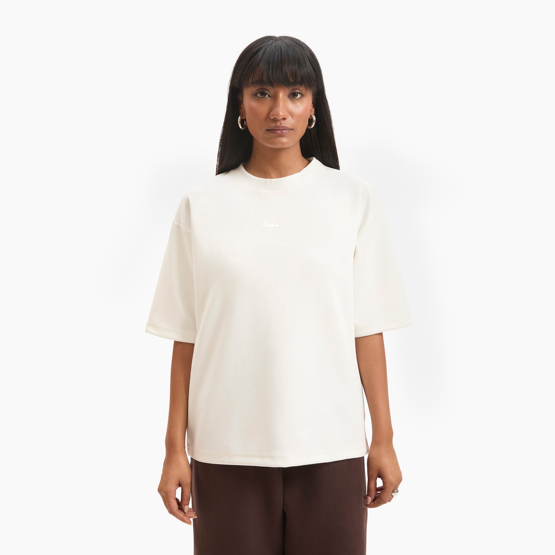 Female | Amy is 5’7 and wearing S