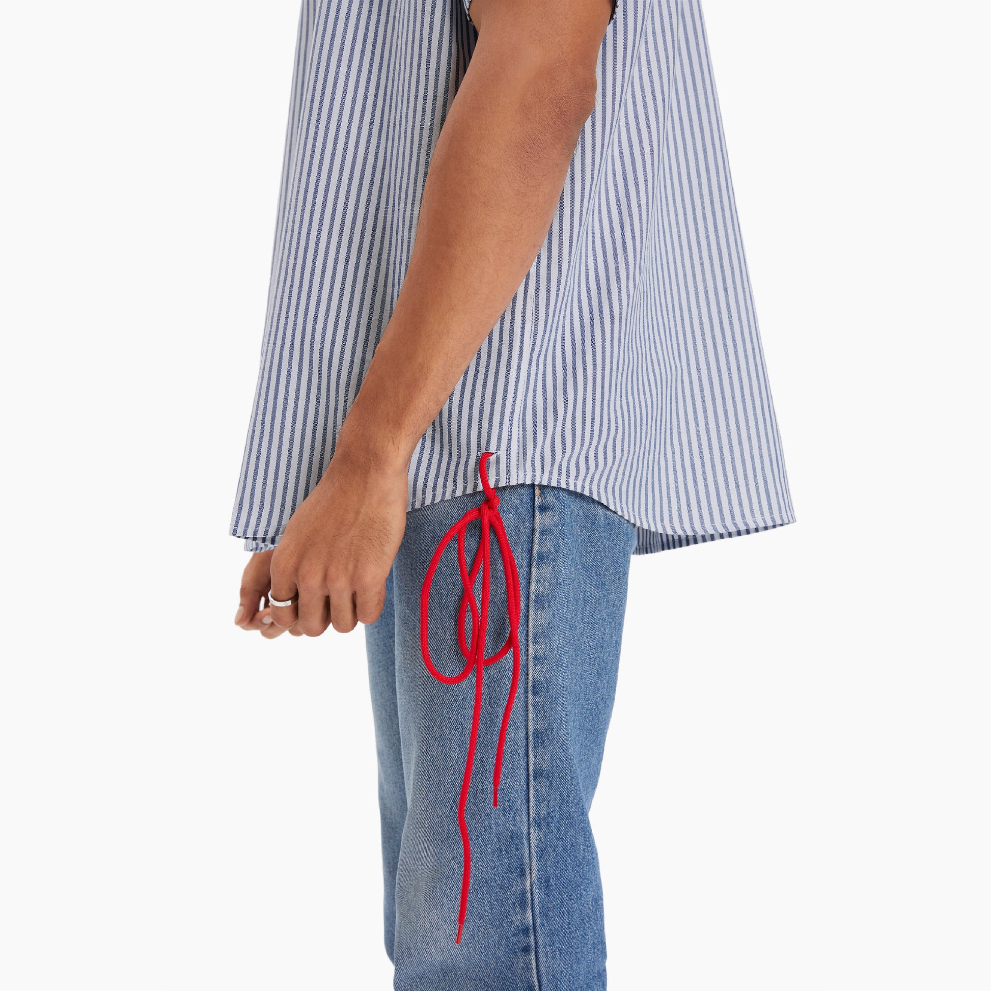 Male | Aagaz is 6'1" and wears Weekend Shirt in size L