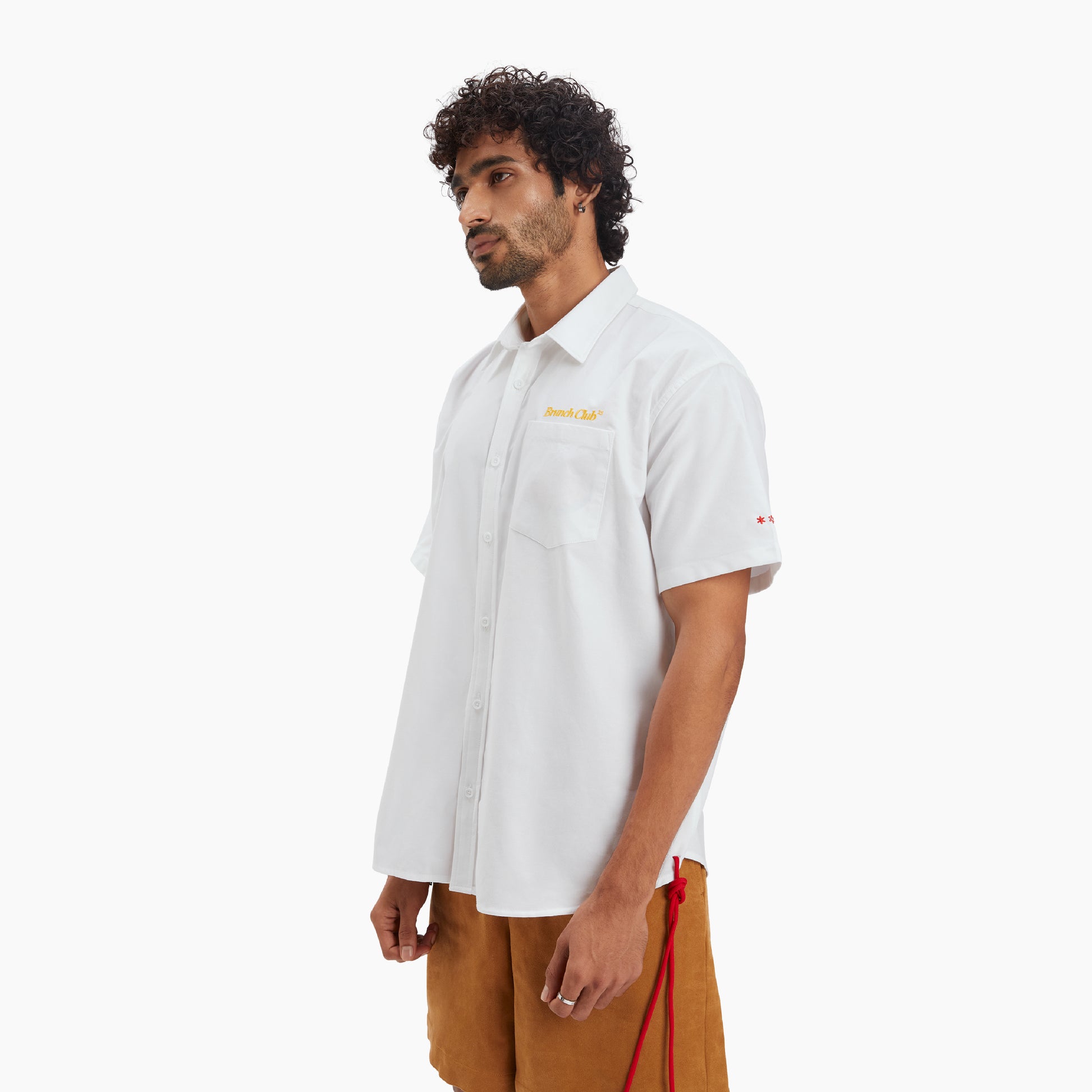Male | Aagaz is 6'1" and wears Weekend Shirt in size L