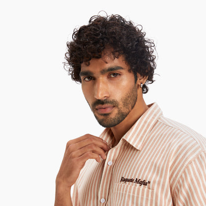 Male | Aagaz is 6'1" and wears Weekend Shirt in size L