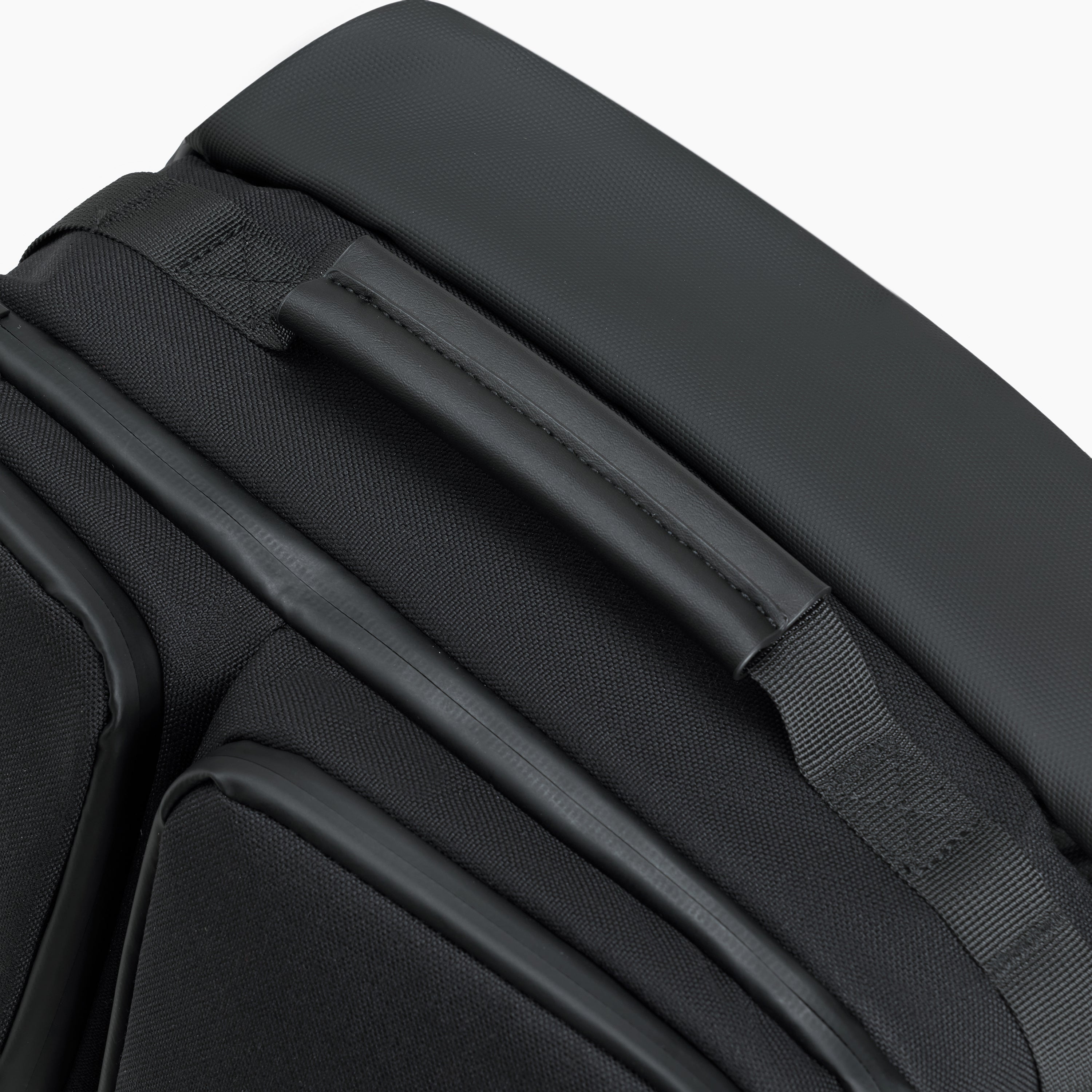 Ludic - Backpacks - Black