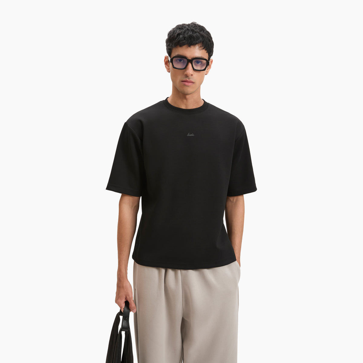 Ludic - T-Shirts - Black